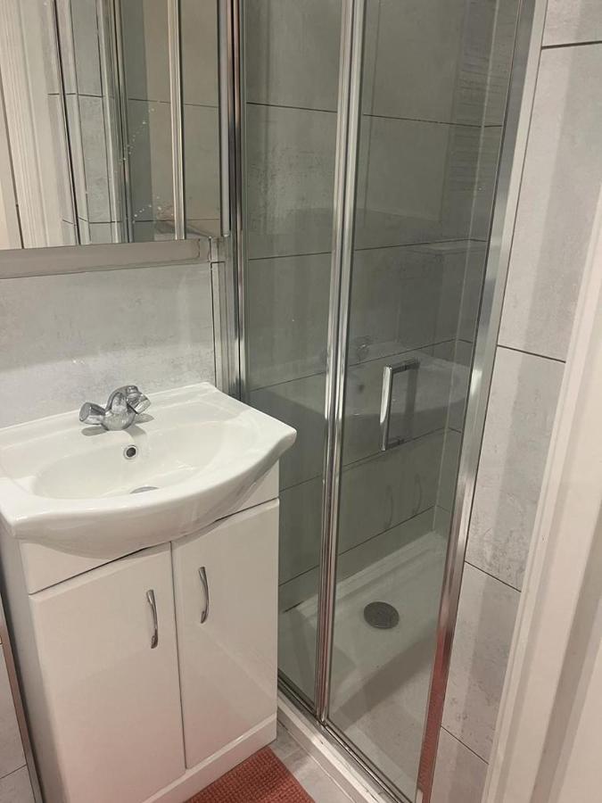 Апартаменты Amazing Flat 2 In Battersea Лондон Экстерьер фото
