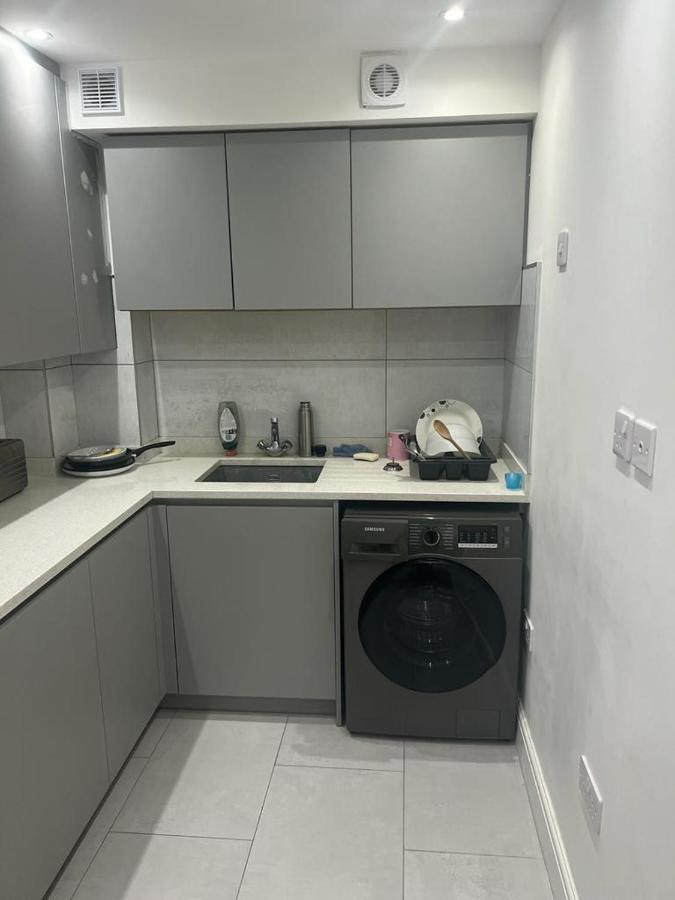 Апартаменты Amazing Flat 2 In Battersea Лондон Экстерьер фото