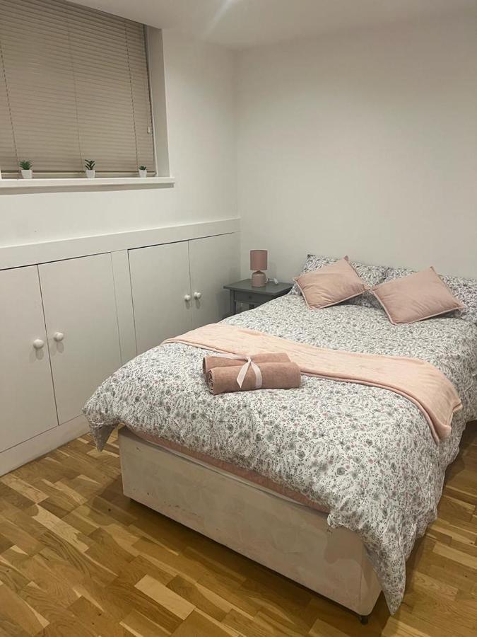 Апартаменты Amazing Flat 2 In Battersea Лондон Экстерьер фото